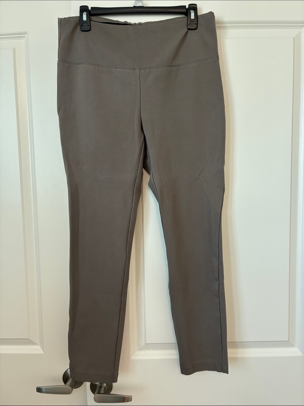 Nicole Miller Taupe High-Waist Stretch Leggings